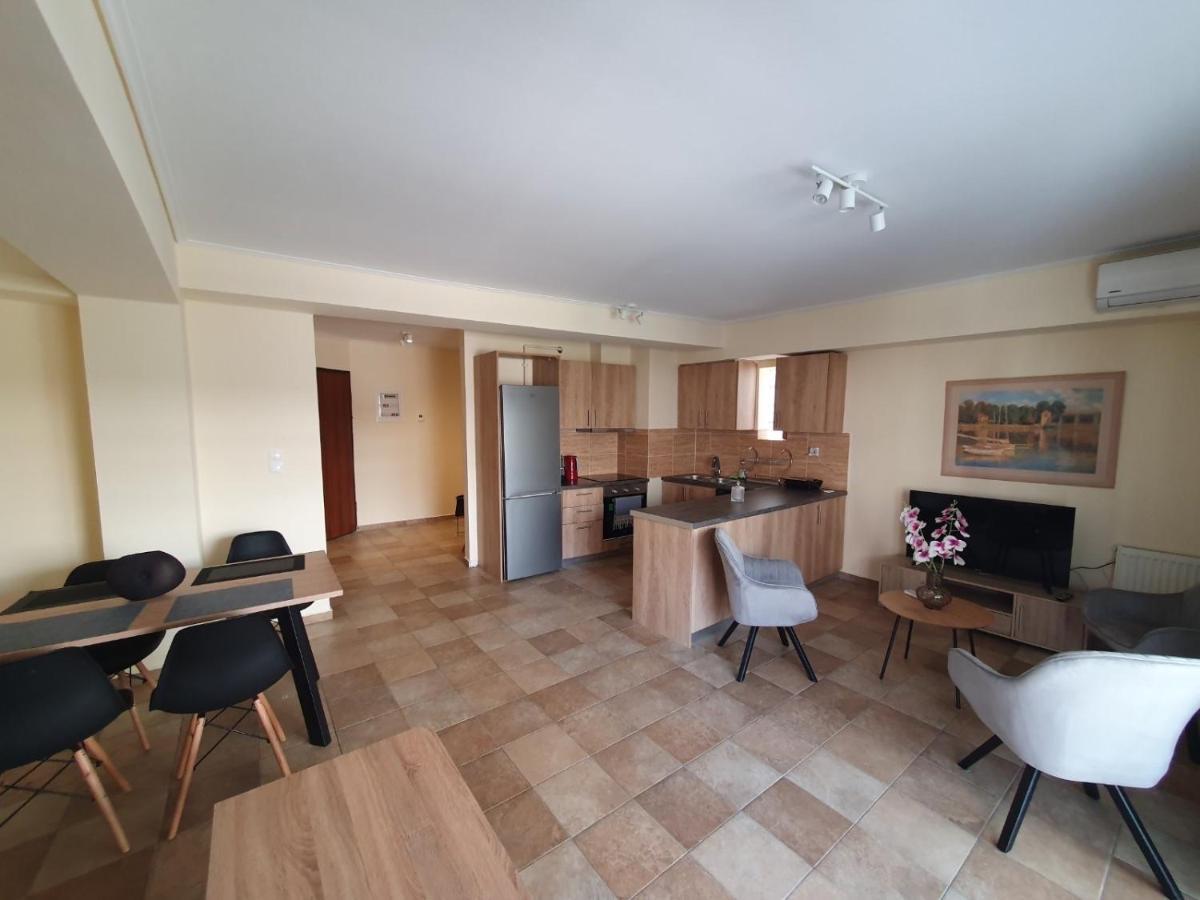 Lux & Style 75Sqm With Private Parking In Athens Apartment Exterior foto